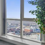 Sky High Ensuite Bedroom In Shared Apartment In Belfast City Centre